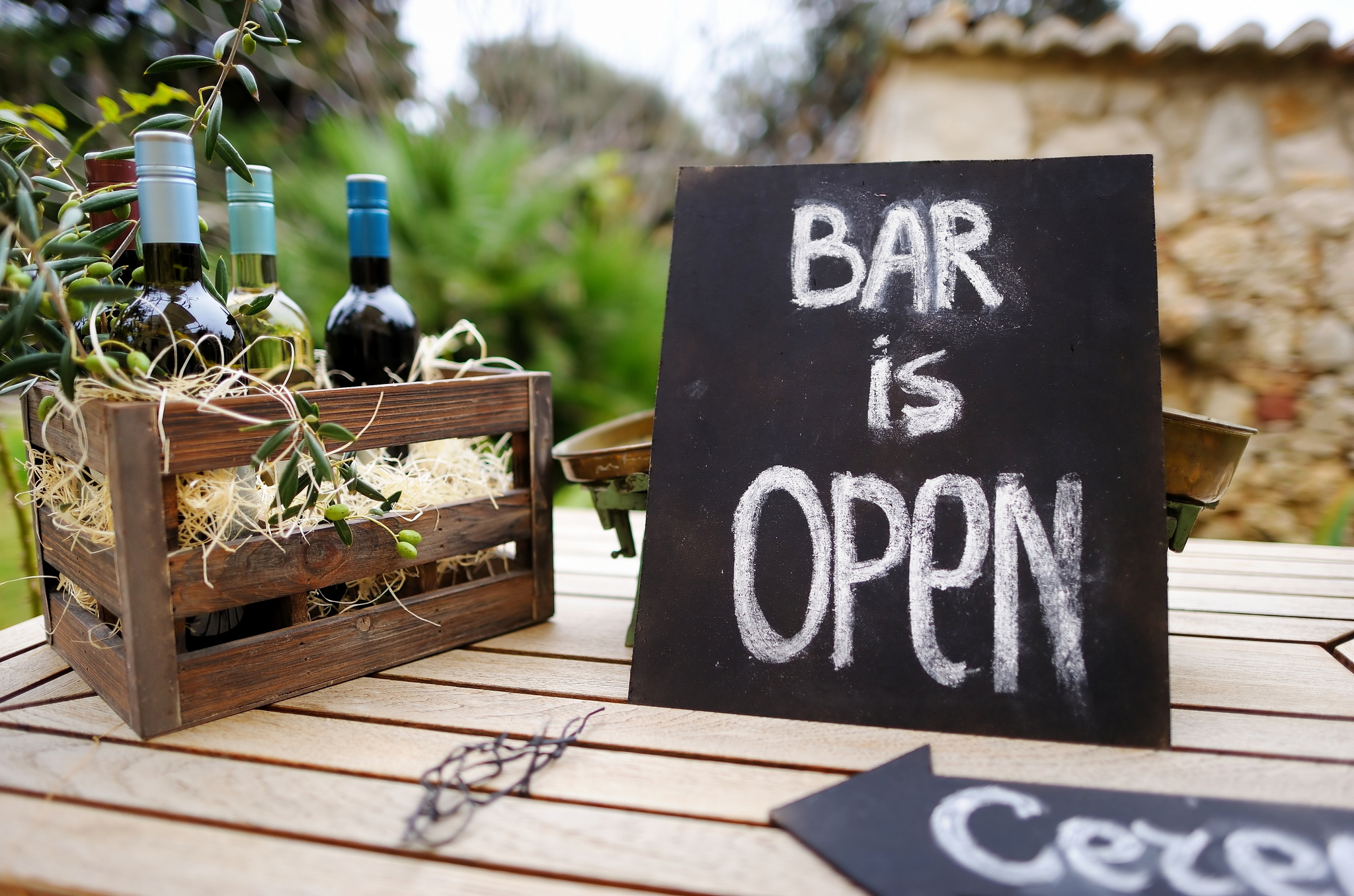 sign showing Bar is Open