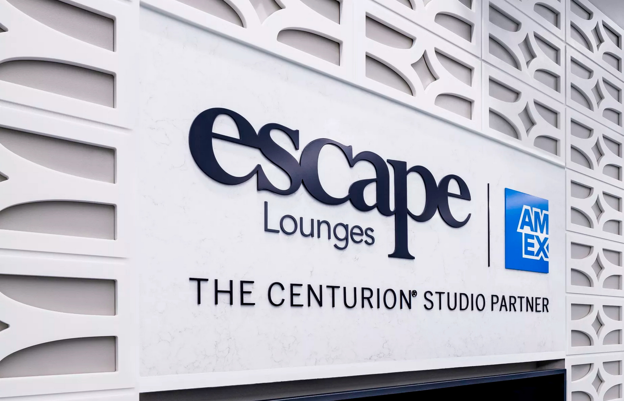 Escape Lounges sign
